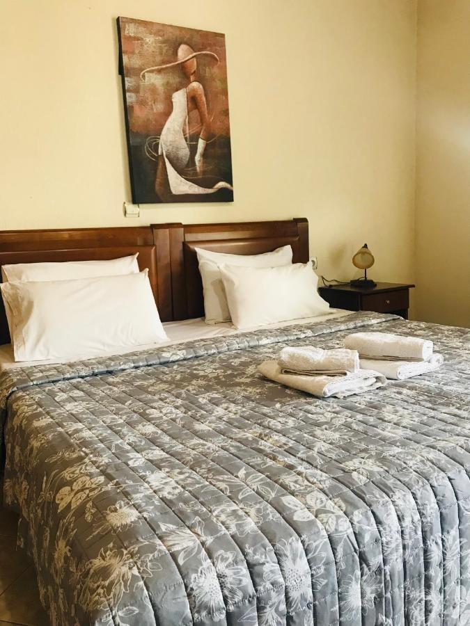 Guesthouse Adonis Като-Лутраки Экстерьер фото