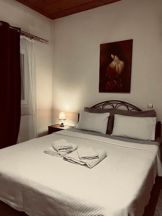 Guesthouse Adonis Като-Лутраки Экстерьер фото
